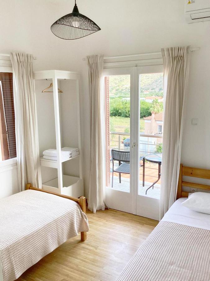 Thassa Beach Apartment No6 Leonídion Eksteriør bilde